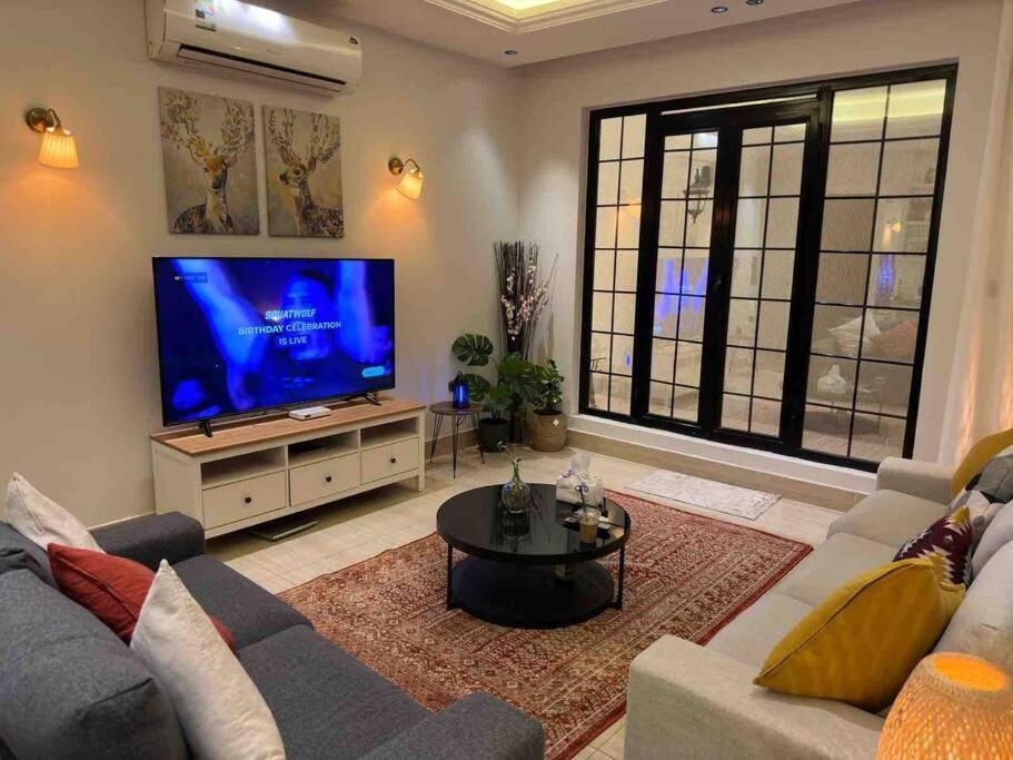 Apartment Almajdeah Luxurious Walk To Blvd Riyadh
